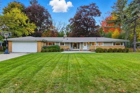 32411 Tareyton, Farmington Hills, MI 48334