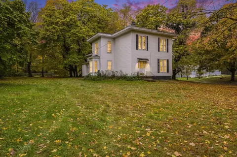 9585 Douglas, Plainwell, MI 49080