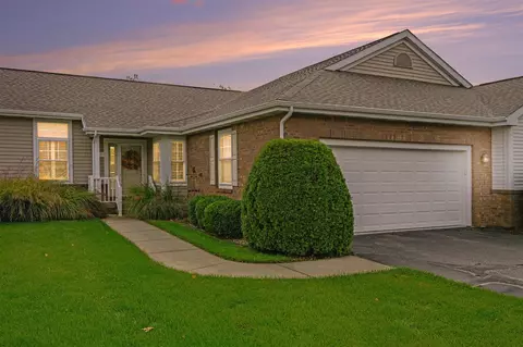 1378 S S Vlg, Kalamazoo, MI 49009