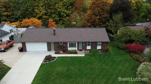 6821 Bridgeport, Hudsonville, MI 49426