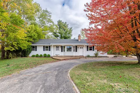 5542 Canal, Wyoming, MI 49418