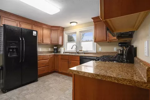 Kitchen - 311 S Marshall, Marshall, MI 49068 photo 1 of 2