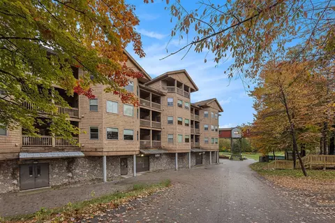 5900 Water Rd #313, Rothbury, MI 49452