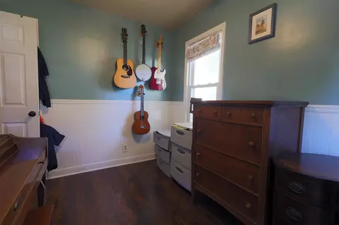 Bedroom - 492 Everett, Milan, MI 48160 photo 2 of 10