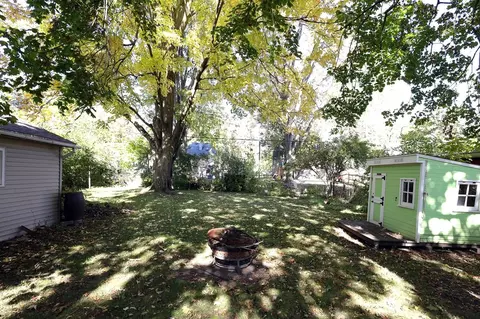 Exterior - 492 Everett, Milan, MI 48160 photo 7 of 10