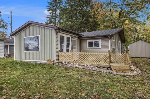 730 W Mohawk, White Cloud, MI 49349