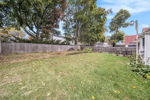 Exterior - 1214 Hamlin, Jackson, MI 49202 photo 2 of 3