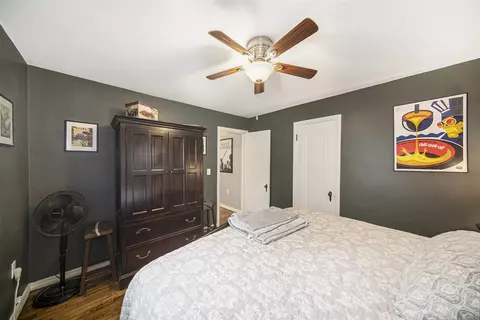 Bedroom - 1214 Hamlin, Jackson, MI 49202 photo 2 of 5