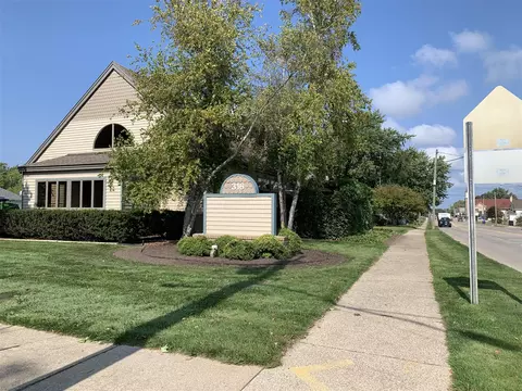 316 8th, Manistee, MI 49660