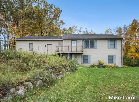 1500 Serenity Vly, Cedar Springs, MI 49319