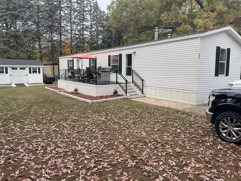 2401 Oak, Twin Lake, MI 49457