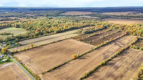 Vl Twin Lakes, Decatur, MI 49045