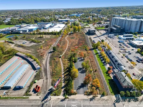 426 E Michigan, Kalamazoo, MI 49007