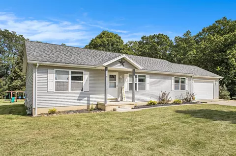 12100 Dylan, Parma, MI 49269