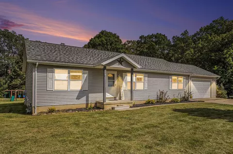 Exterior - 12100 Dylan, Parma, MI 49269 photo 2 of 7