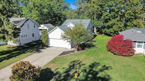 1589 Jerome, Holland, MI 49423