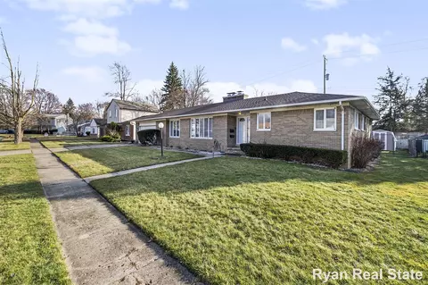 Exterior - 1841 Springfield, Flint, MI 48503 photo 3 of 6