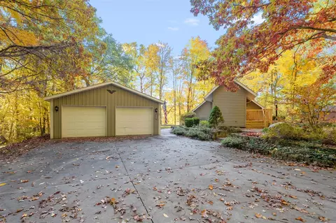 11613 Canterbury, Plainwell, MI 49080 photo 24