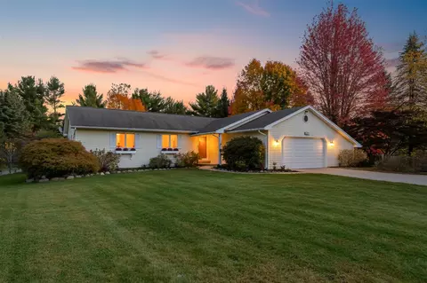 7533 S 25th, Kalamazoo, MI 49048