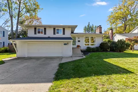 1924 8th, Grand Rapids, MI 49504