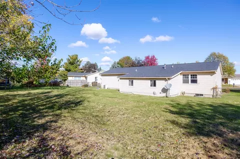Exterior - 1518 Southwick, Tecumseh, MI 49286 photo 5 of 8