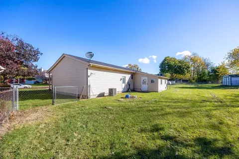 Exterior - 1518 Southwick, Tecumseh, MI 49286 photo 6 of 8