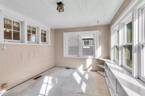 Exterior - 1105 S Webster, Jackson, MI 49203 photo 6 of 8