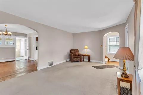 Living - 1105 S Webster, Jackson, MI 49203 photo 1 of 3