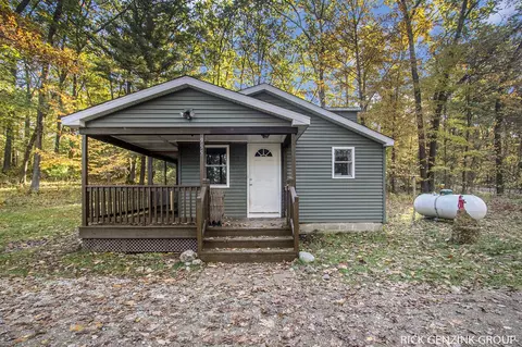 955 54th, Pullman, MI 49450