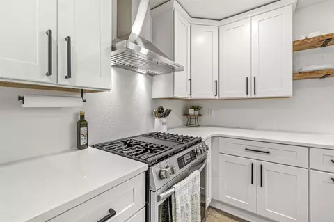 Kitchen - 60142 Corey Lk, Three Rivers, MI 49093 photo 5 of 6