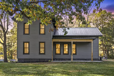 60142 Corey Lk, Three Rivers, MI 49093