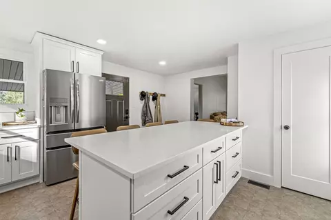 Kitchen - 60142 Corey Lk, Three Rivers, MI 49093 photo 4 of 6