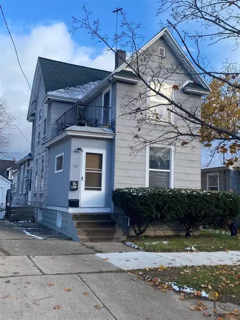 1132 NW Davis, Grand Rapids, MI 49504