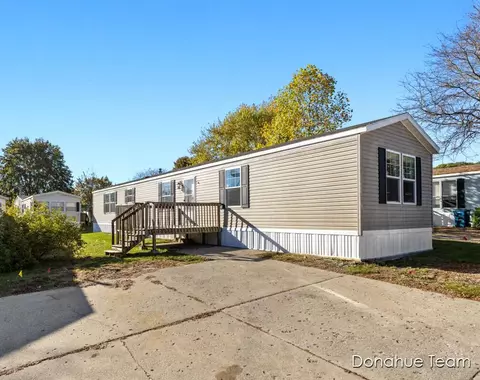 11372 Mary Jane #161, Lowell, MI 49331