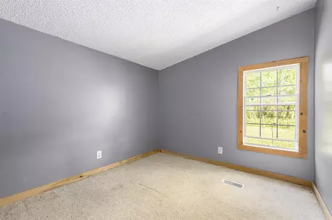 Bedroom - 3096 140th, Dorr, MI 49323 photo 2 of 2