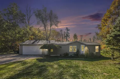 3096 140th, Dorr, MI 49323