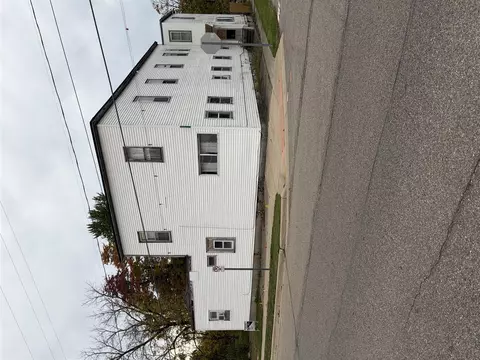 33440 M 140, Covert, MI 49043