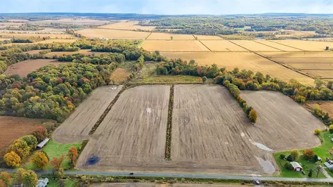 Vl Twin Lakes, Decatur, MI 49045