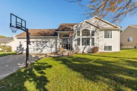 2863 Burritt, Grand Rapids, MI 49504