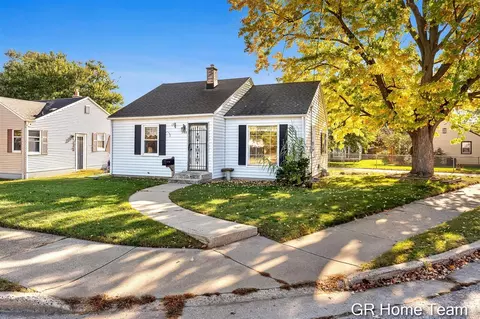 3148 Stratford, Wyoming, MI 49509