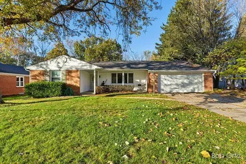 1955 Millbank, Grand Rapids, MI 49508