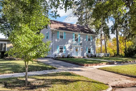121 S Higby, Jackson, MI 49203