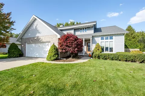 1381 Country Knl, Saint Joseph, MI 49085