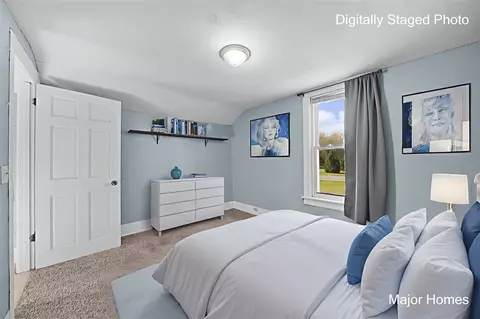 325 S Division, Lowell, MI 49331 photo 24