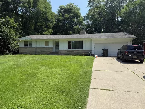 3201 S Meridian, Jackson, MI 49203