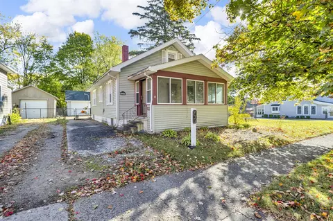 731 Ellery, Jackson, MI 49202