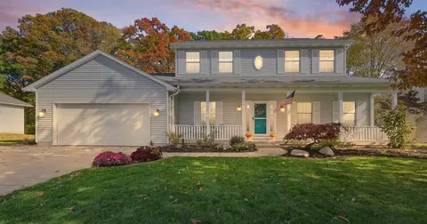 1674 Riva Rdg, Grand Rapids, MI 49546