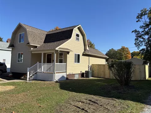 805 N Nottawa, Sturgis, MI 49091