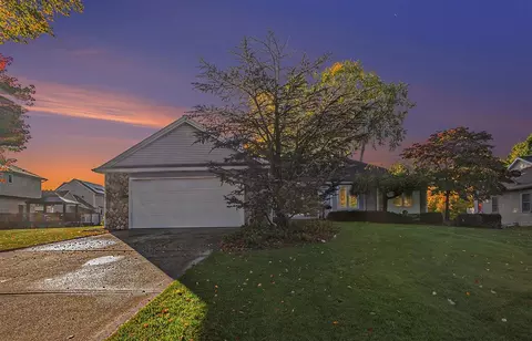3544 Nobb Hl, Hudsonville, MI 49426