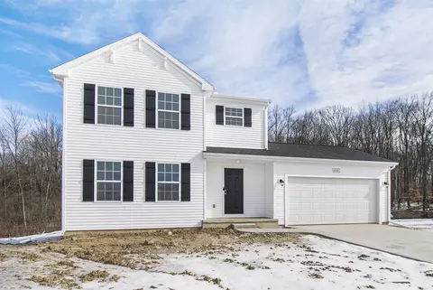8035 Carlton Crk, Rothbury, MI 49452